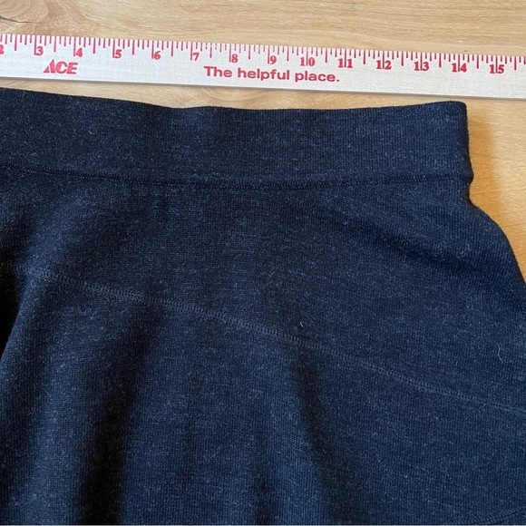 KRIMSON KLOVER MERINO 100% WOOL SKATER SKIRT SHORT FLARE PULL ON STRETCH BLK S - Picture 5 of 10